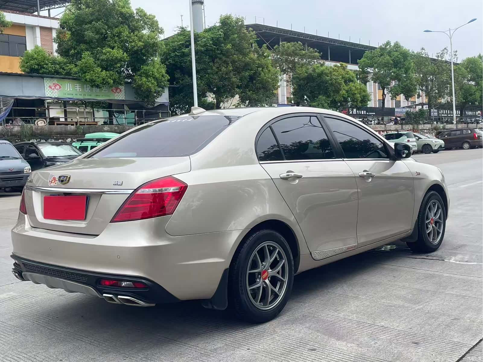 Geely Emgrand, 2018 9