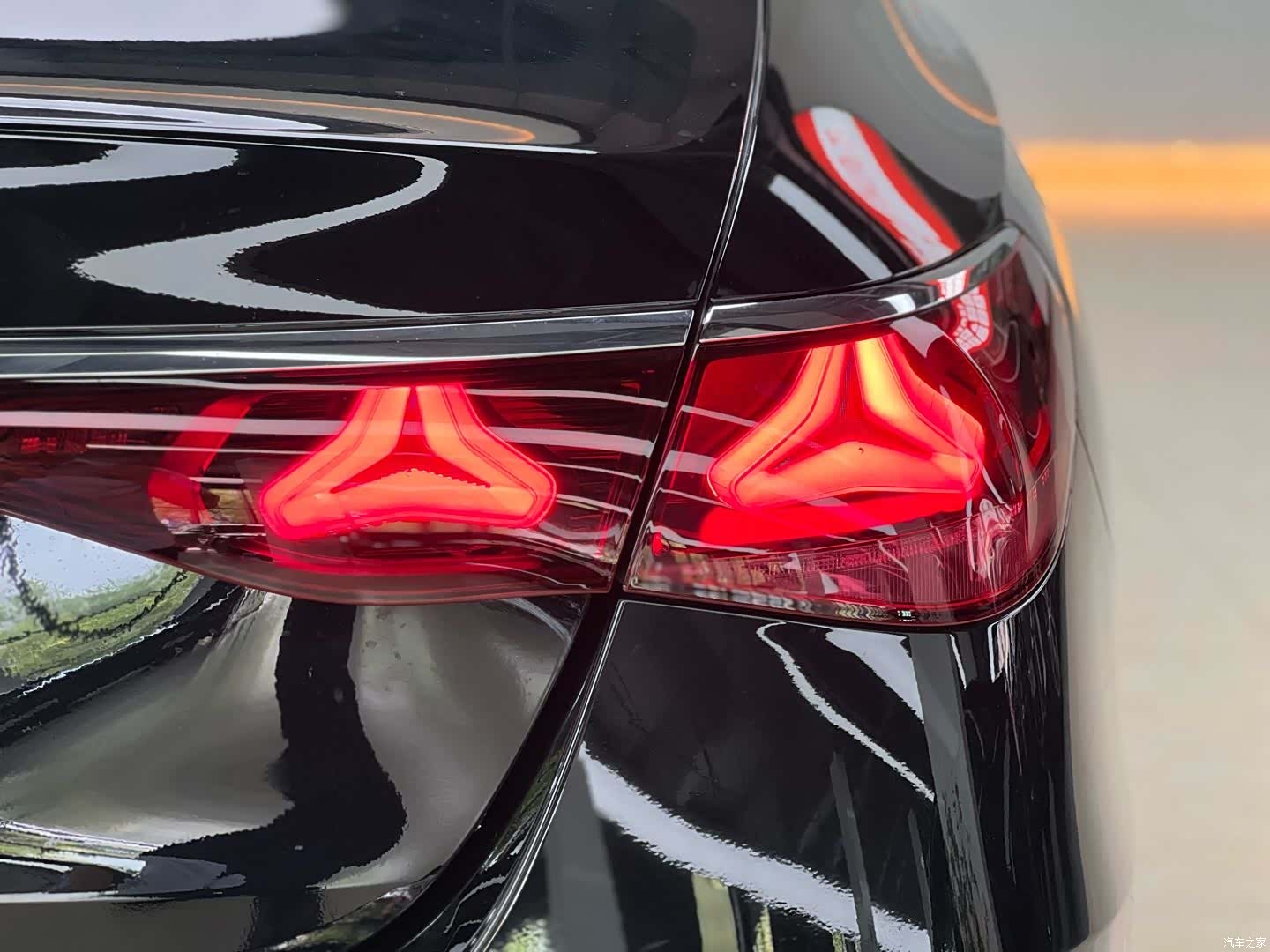 Mercedes-Benz E-Class, 2025 17