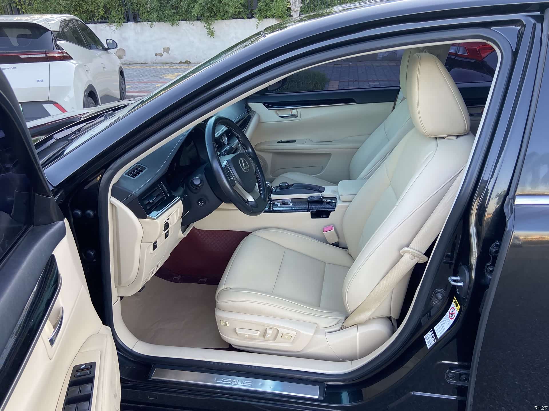 Lexus ES, 2012 7