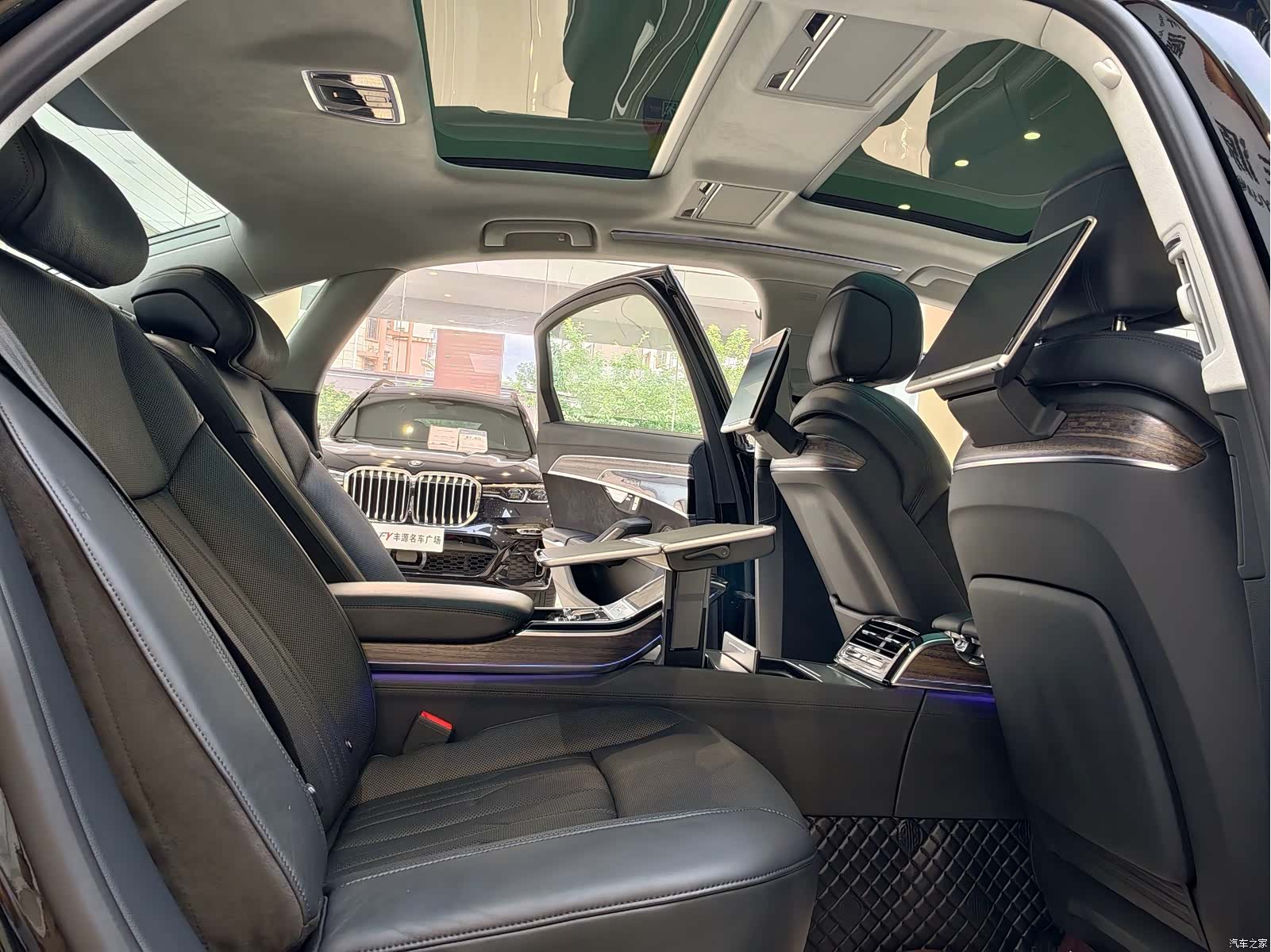Audi A8L, 2020 10