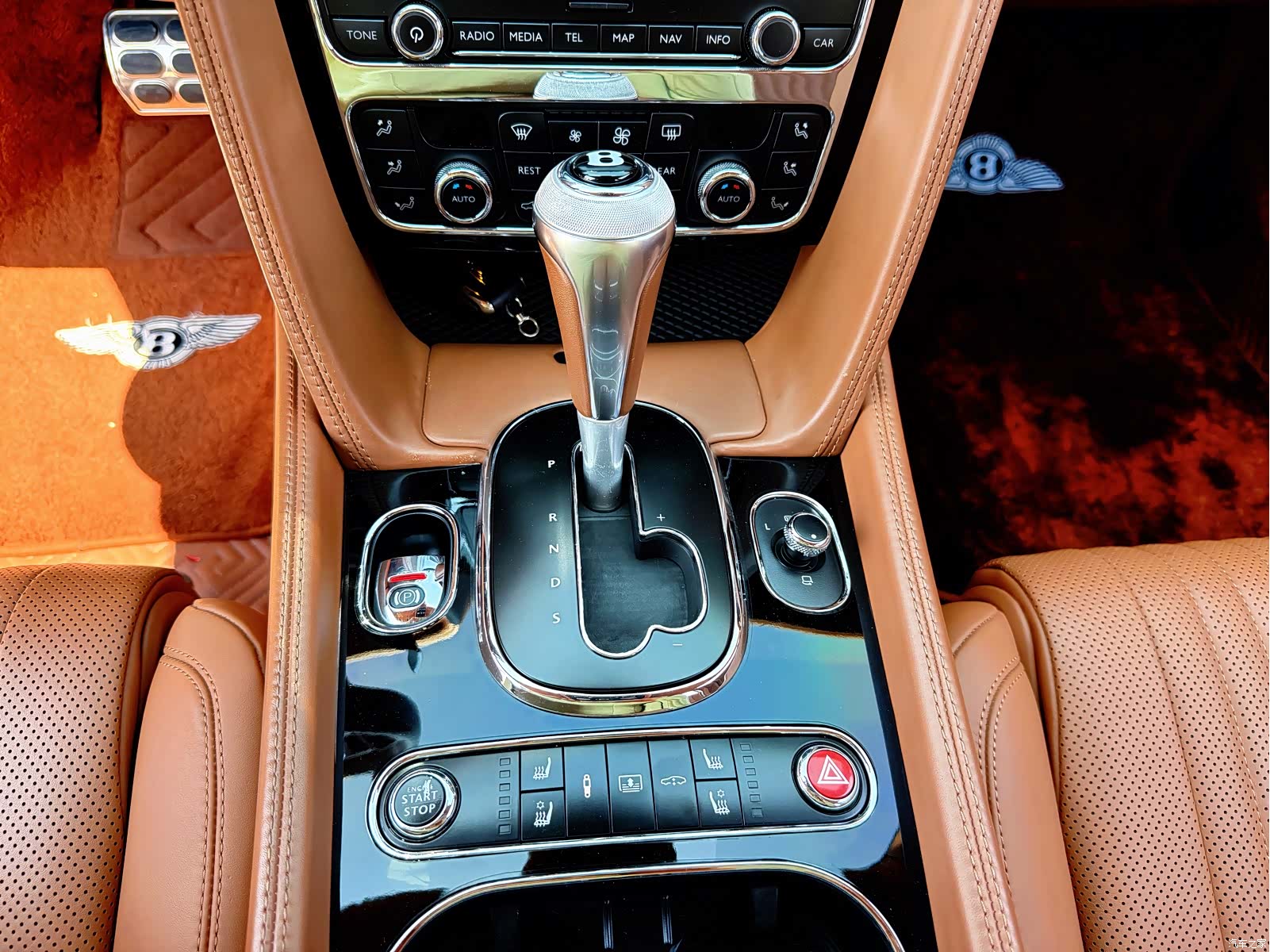 Bentley Flying Spur, 2020 38