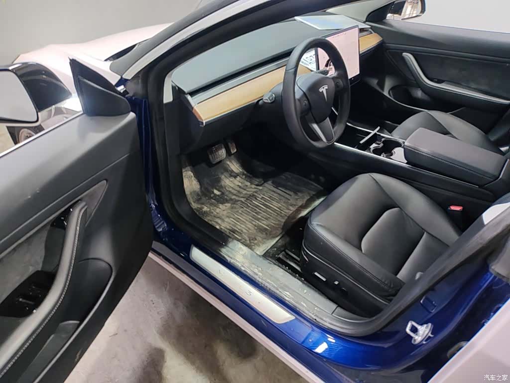 Tesla Model 3, 2020 12