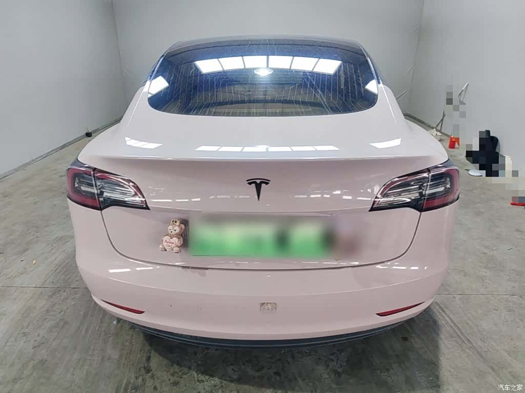 Tesla Model 3, 2020 4