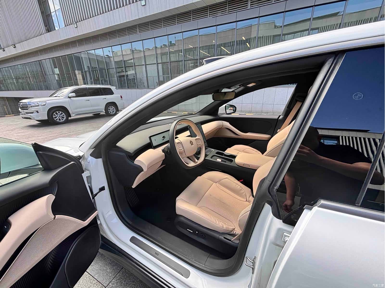 NIO ET5, 2023 11