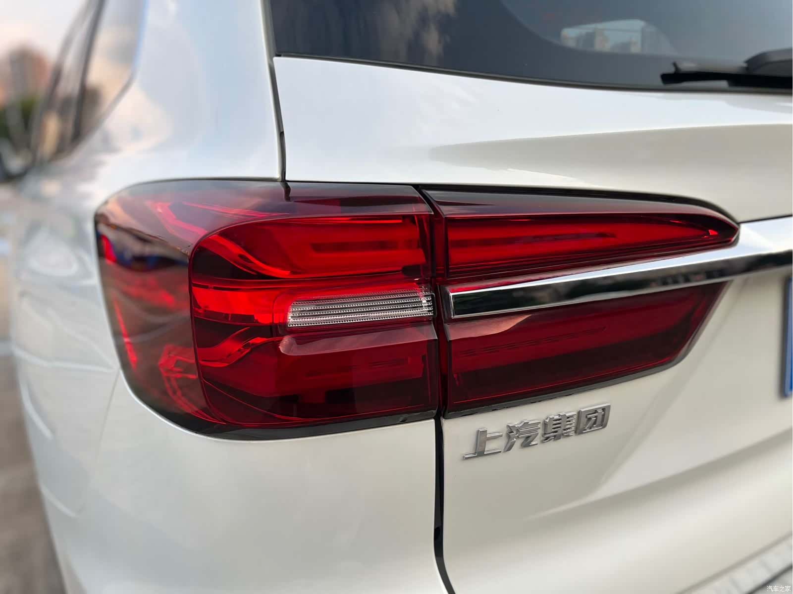 Roewe RX8, 2020 11