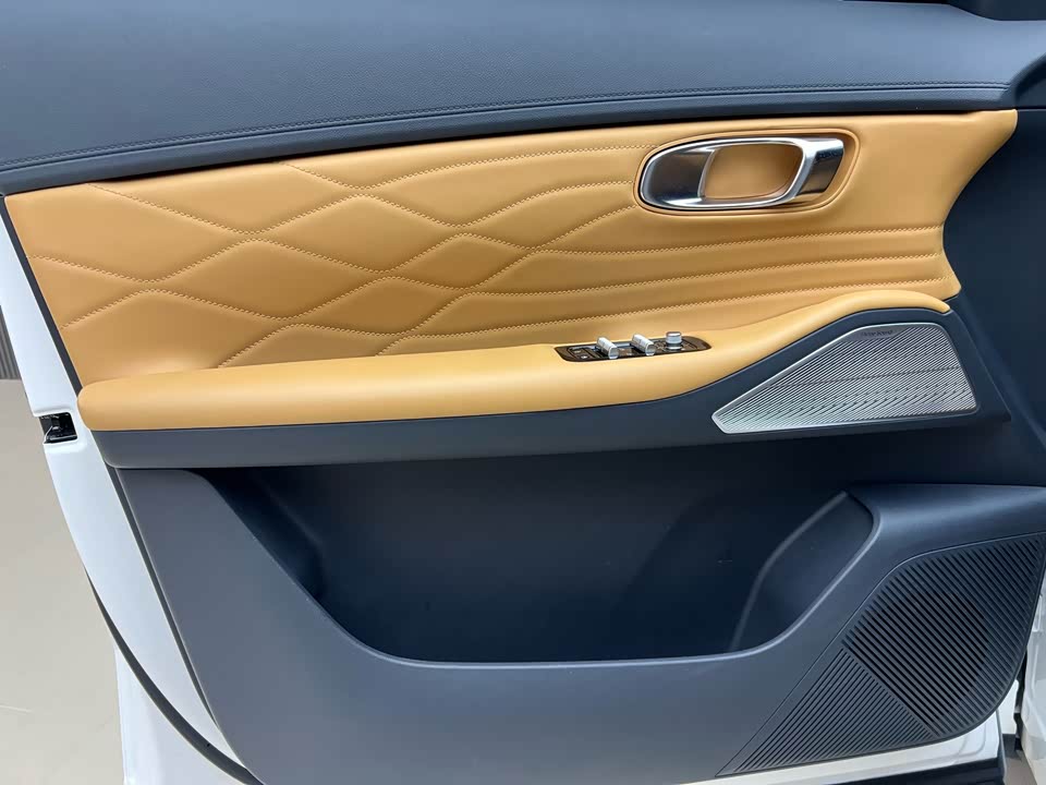 Geely Galaxy Galaxy Starship 7