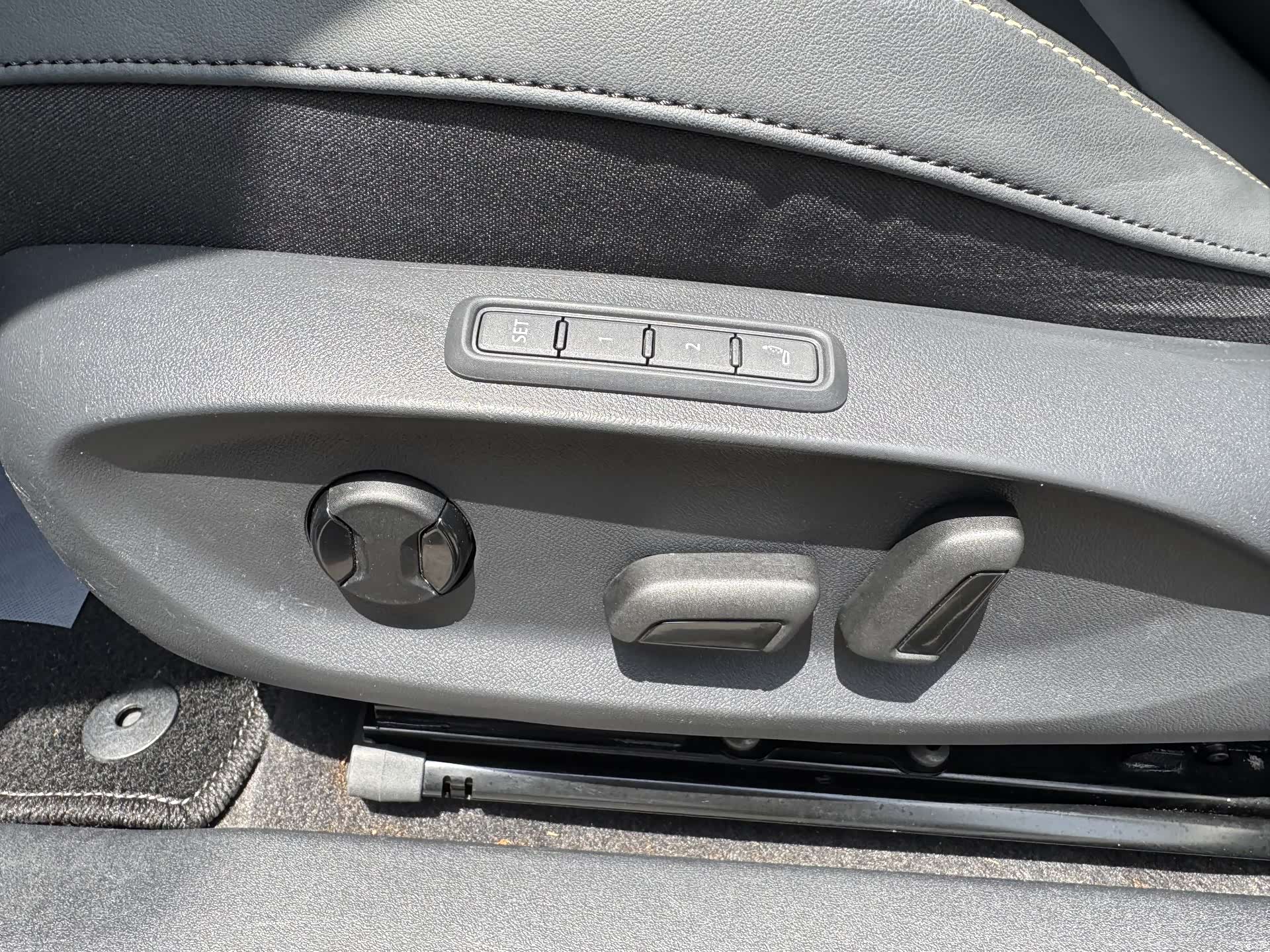 Volkswagen 06, 2025 30