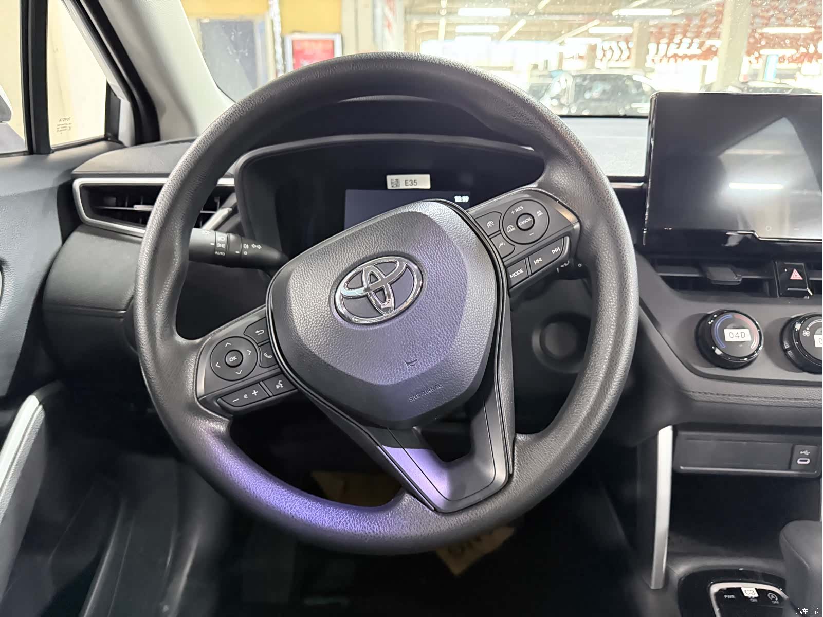 Toyota Corolla, 2025 13