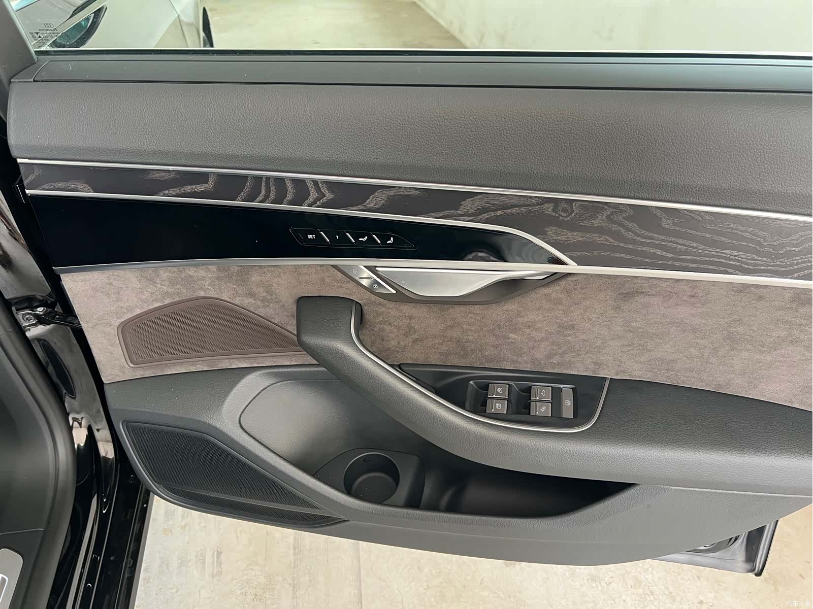 Audi A8L, 2020 26