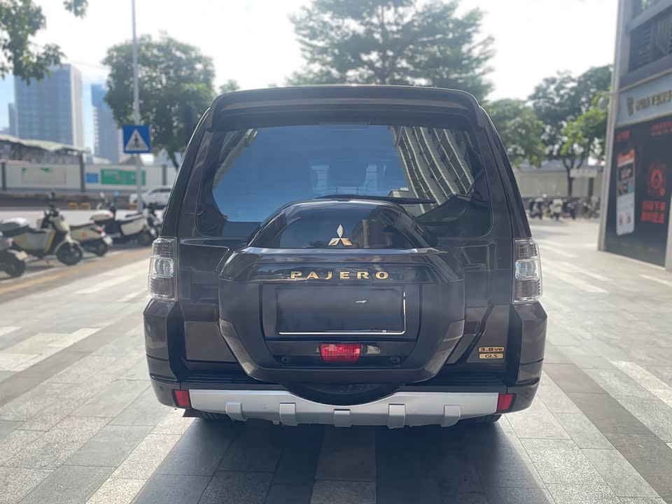 Mitsubishi Pajero