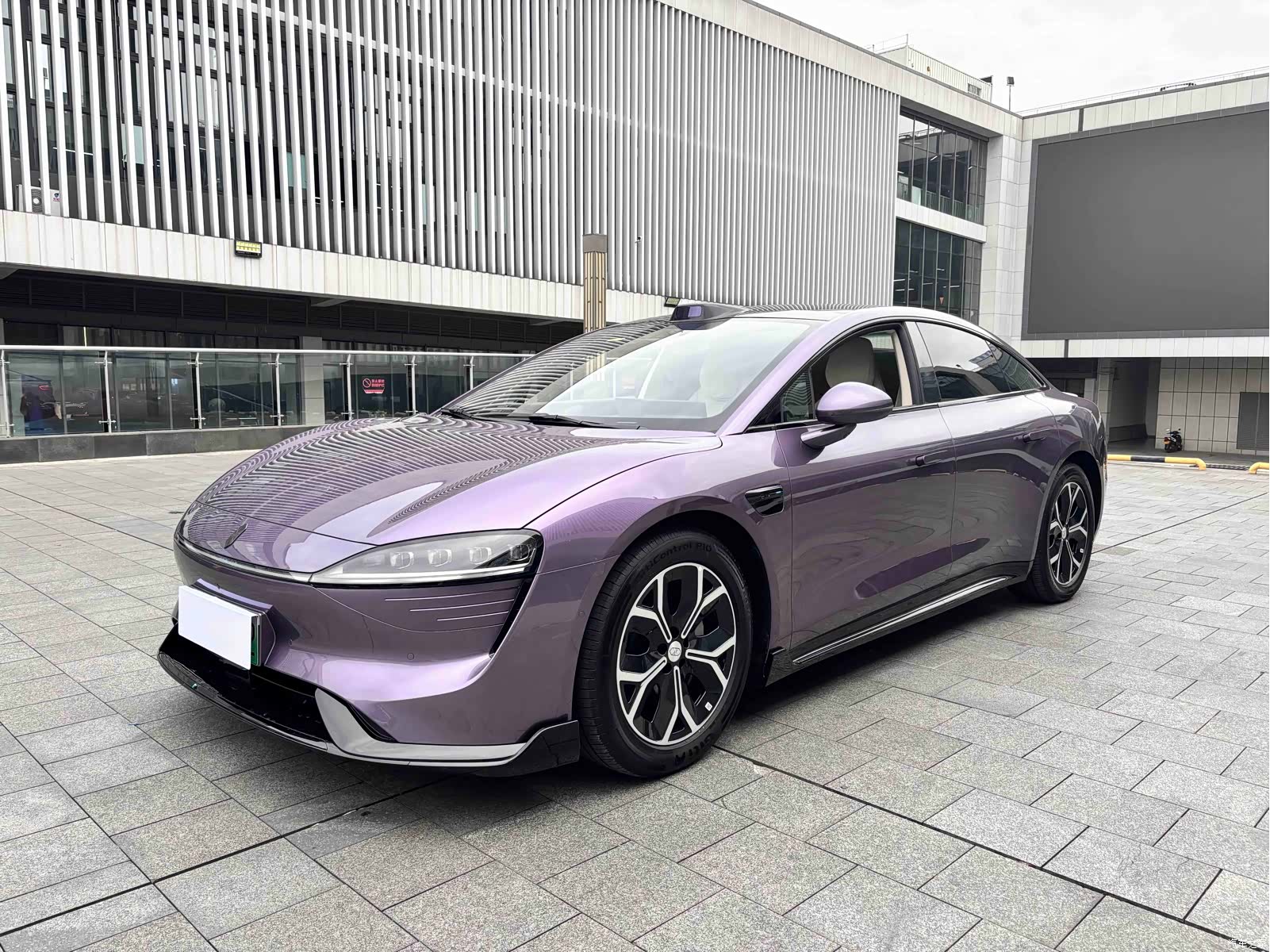 Luxeed S7