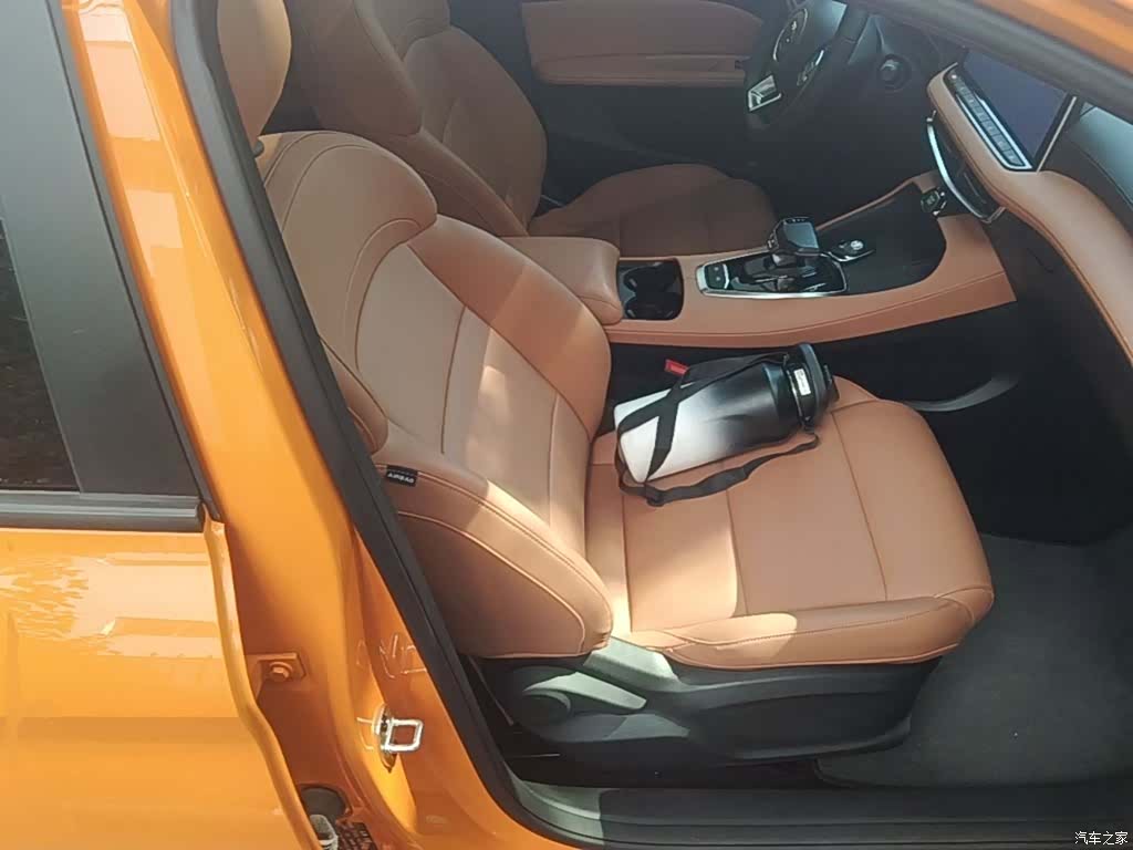 MG MG5, 2025 25