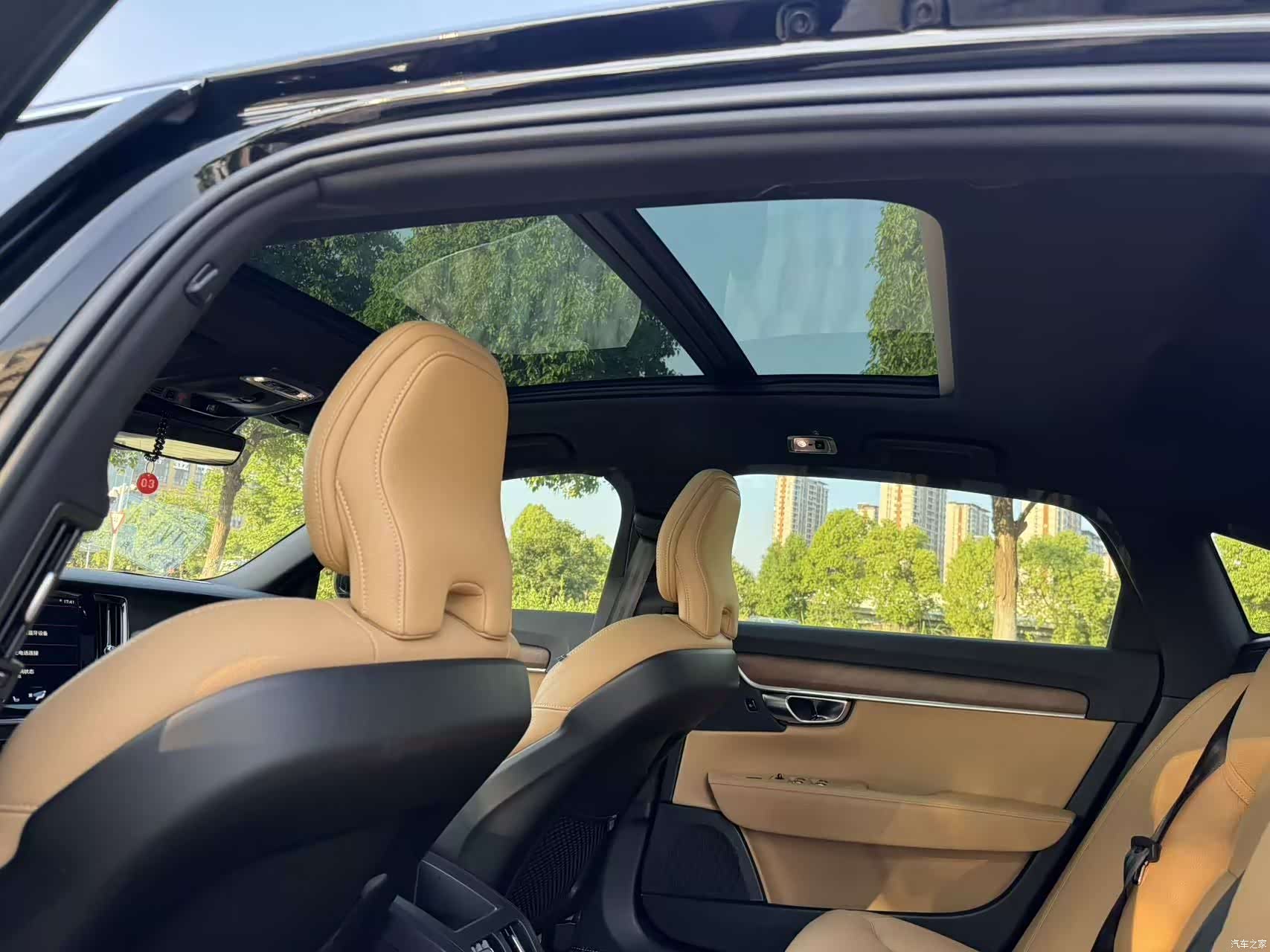 Volvo S90, 2019 16