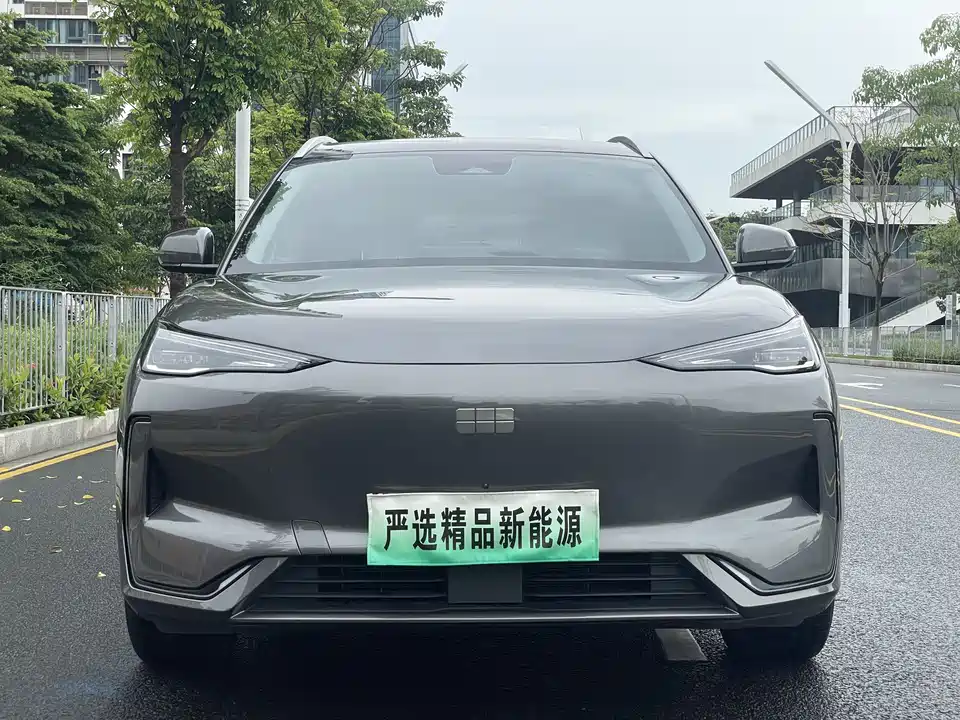 Geely Galaxy Galaxy E5