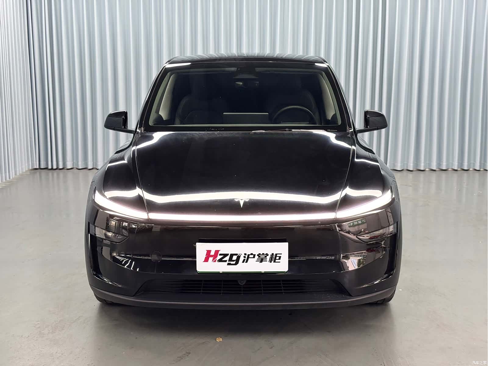 Tesla Model Y, 2025 2