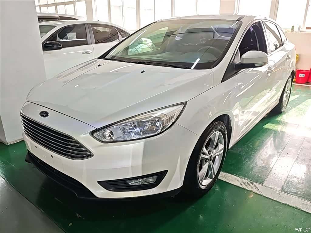 Ford Focus, 2015 1