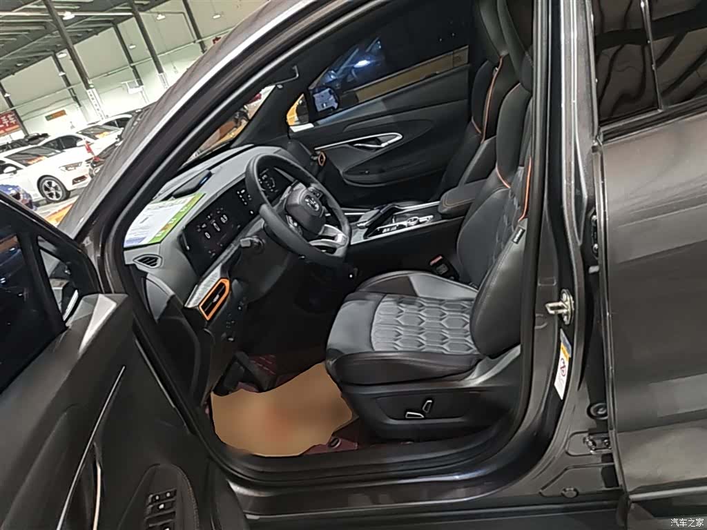 Changan UNI-T, 2022 15
