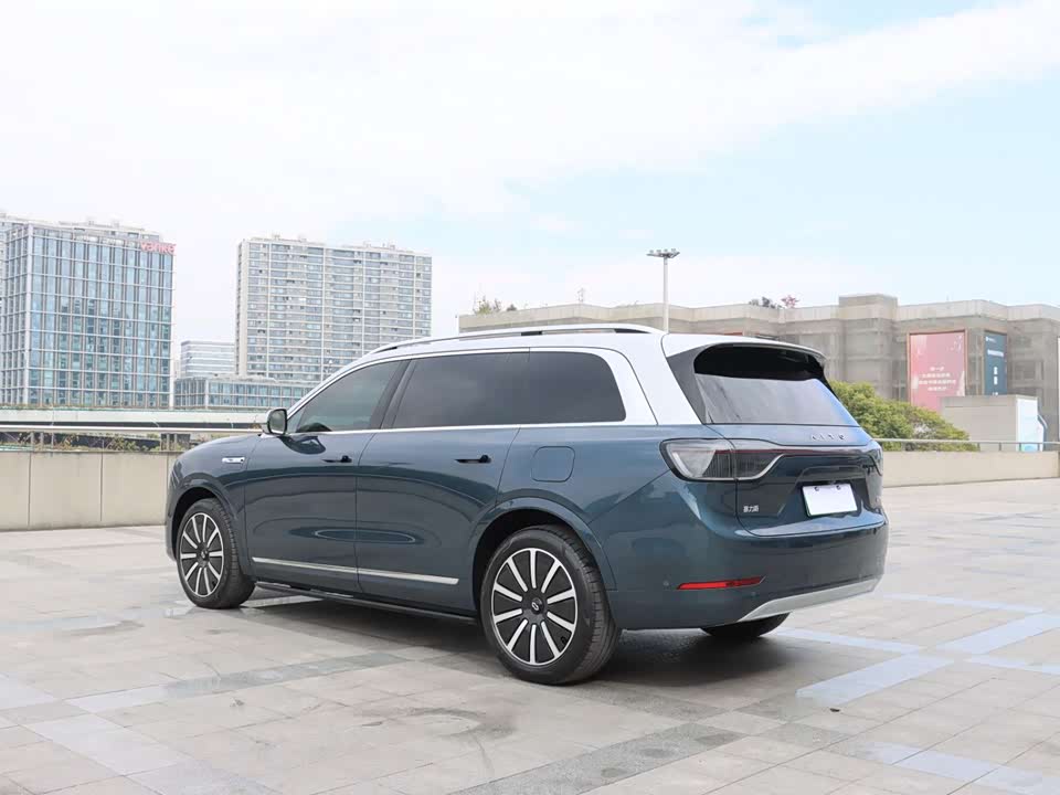 AITO Ask the world M9