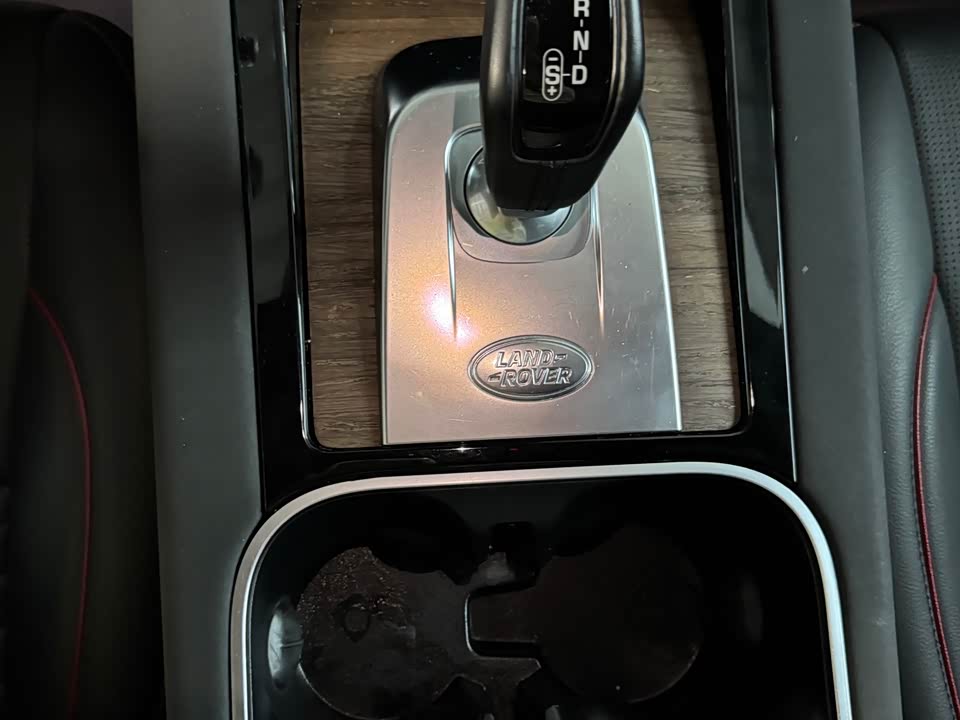 Land Rover Discover sports