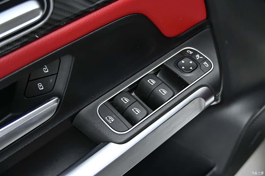 Mercedes-Benz GLB, 2023 22