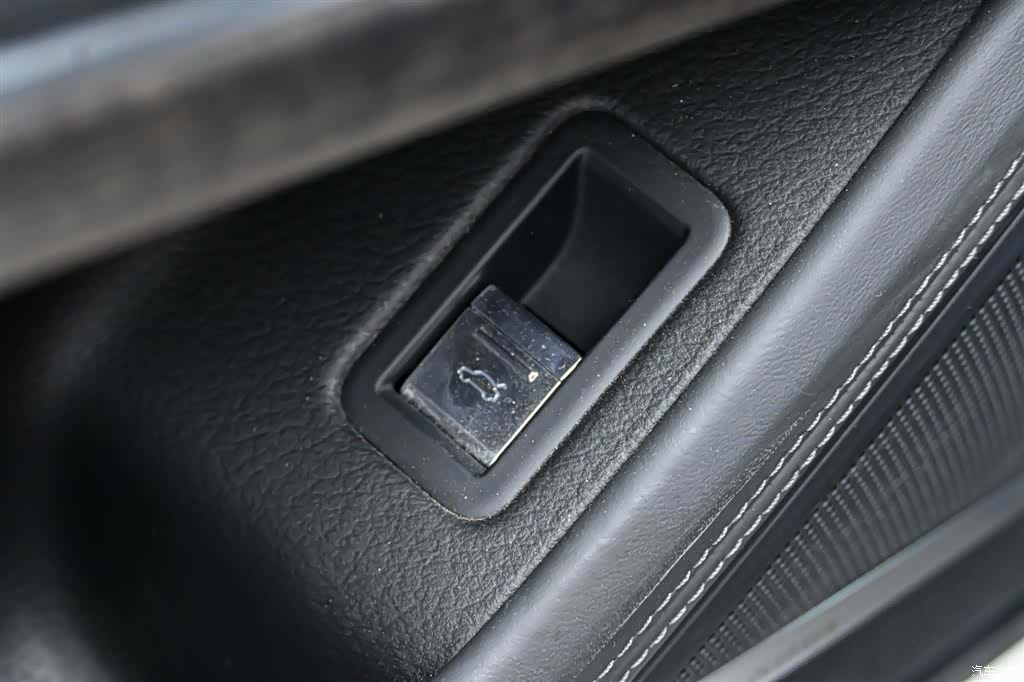 Audi A8L, 2020 26