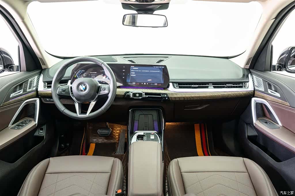 BMW X1, 2025 6