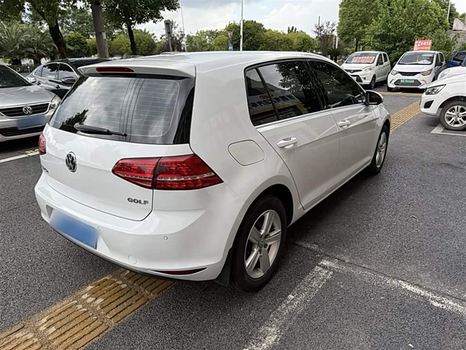 Volkswagen golf