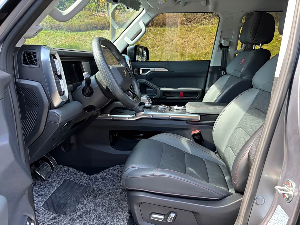 Jetour Jet Traveler C-DM