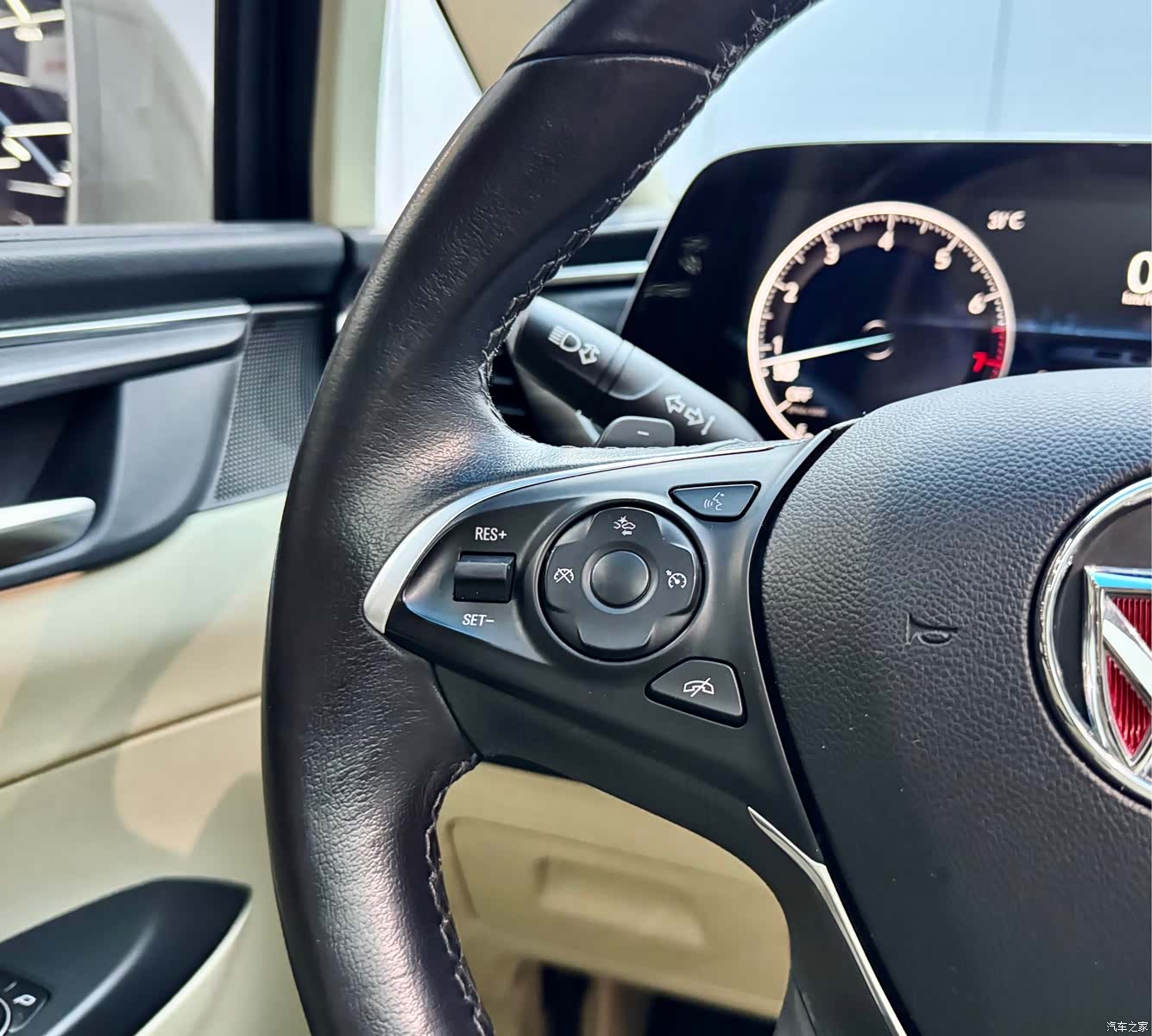 Buick GL8, 2021 18