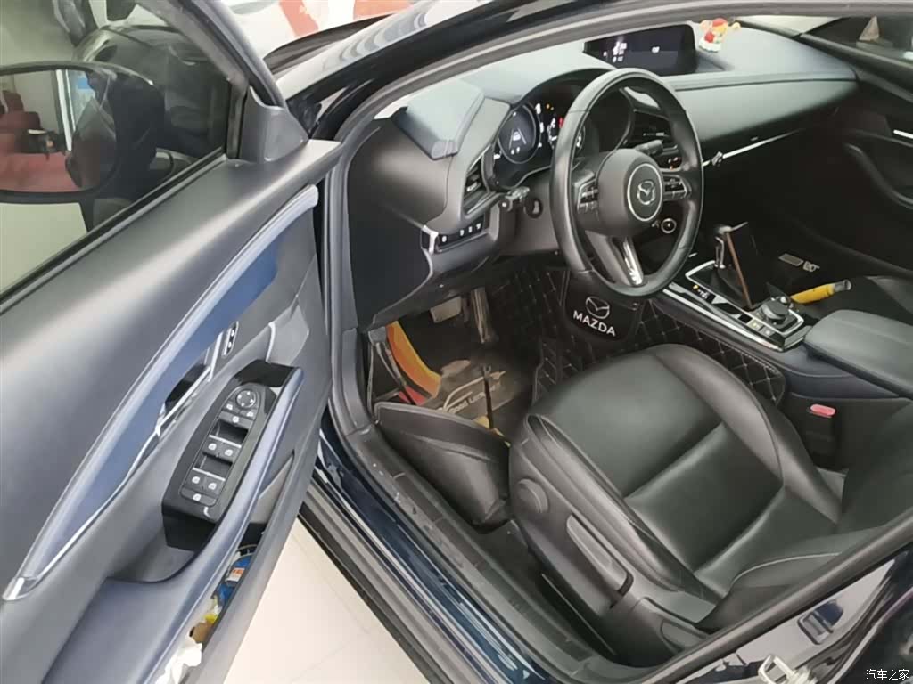 Mazda CX-30, 2020 15