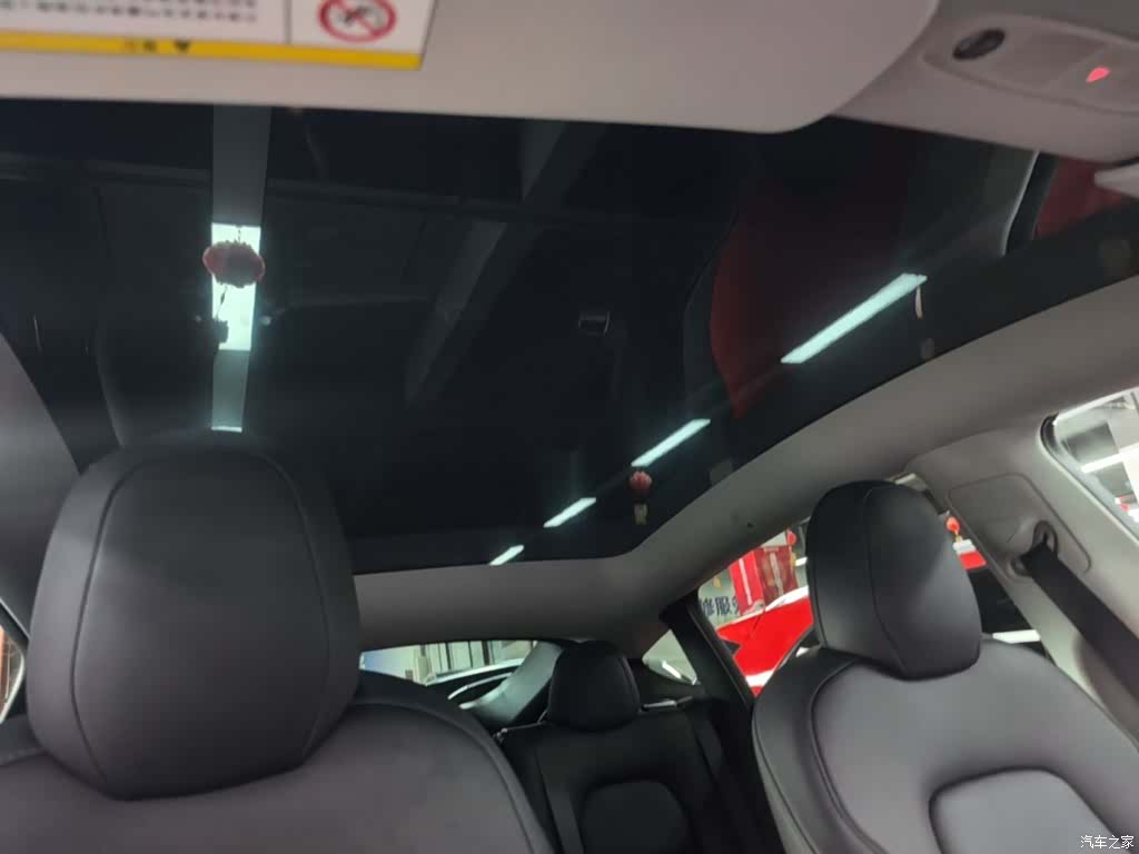 Tesla Model Y, 2021 14