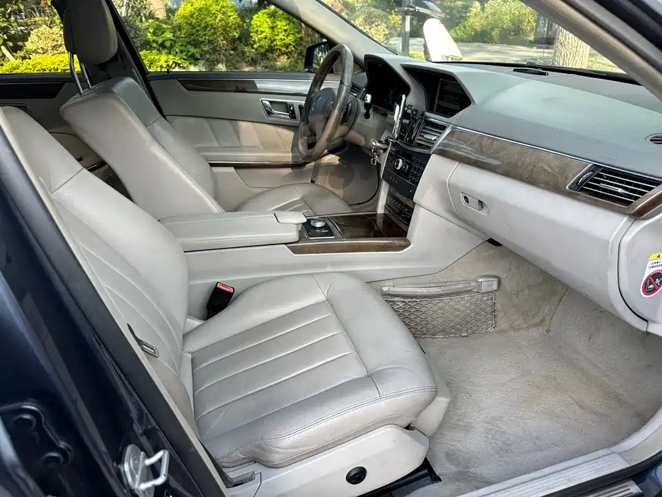 Mercedes-Benz E-class Mercedes-Benz E-class