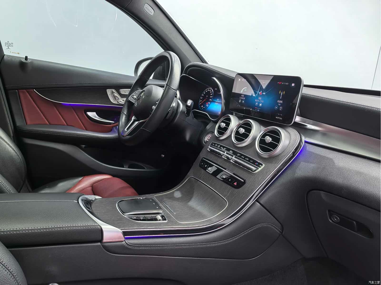 Mercedes-Benz GLC, 2020 14
