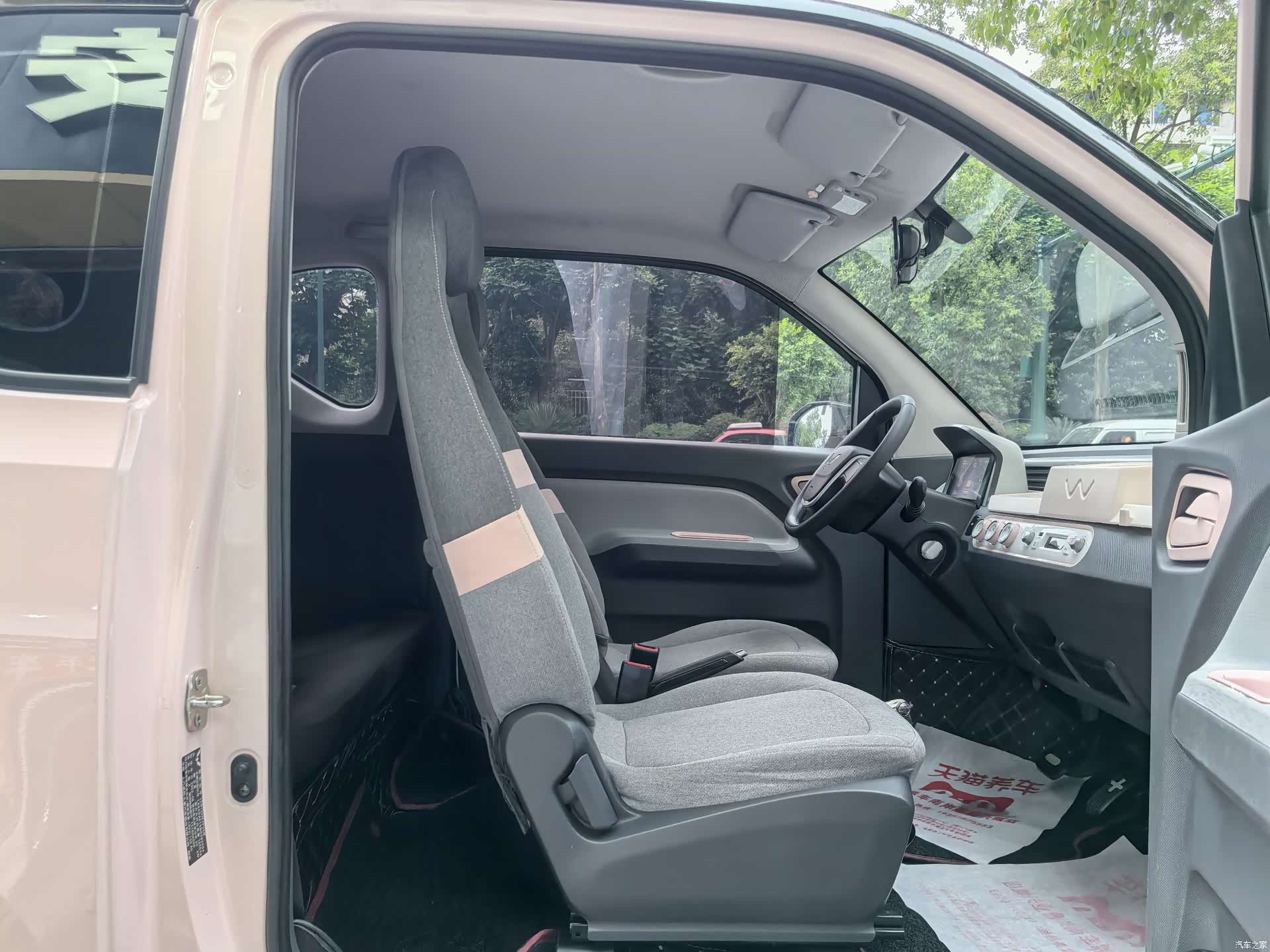 Wuling MINIEV, 2024 13
