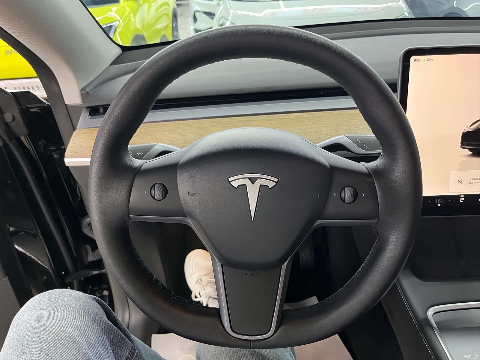 Tesla Model Y, 2022 10