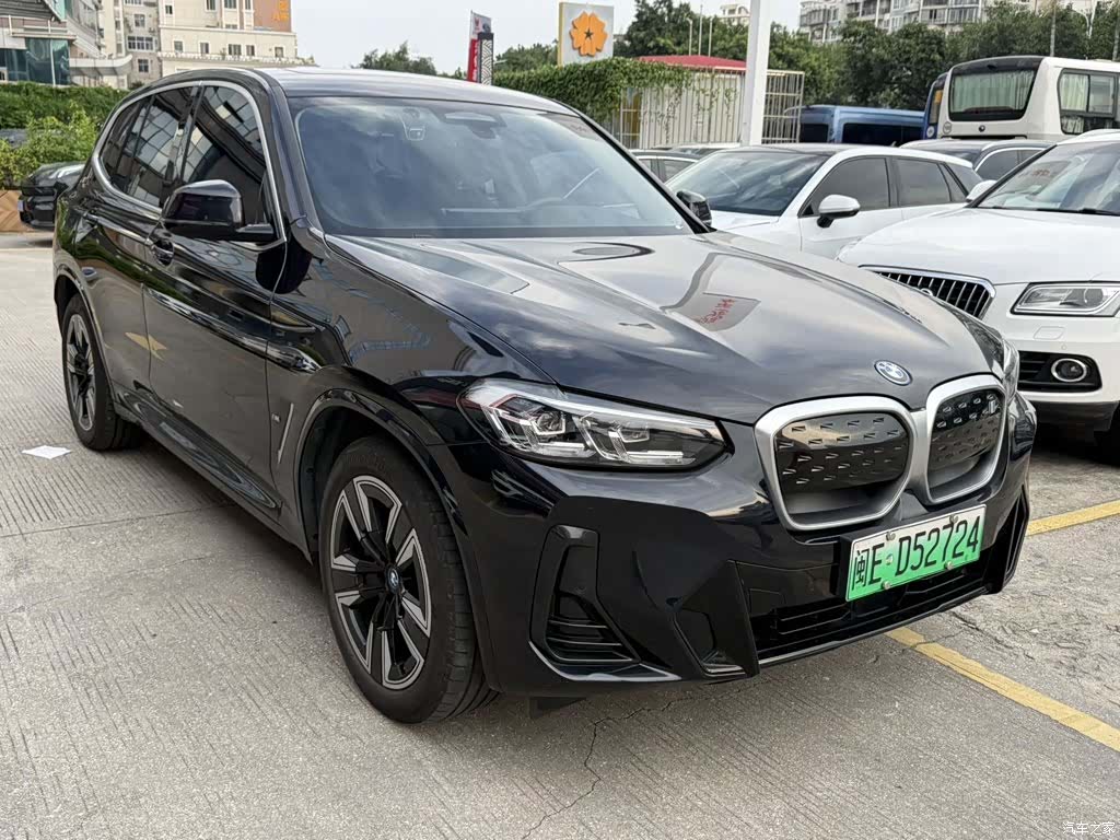BMW iX3, 2024 3
