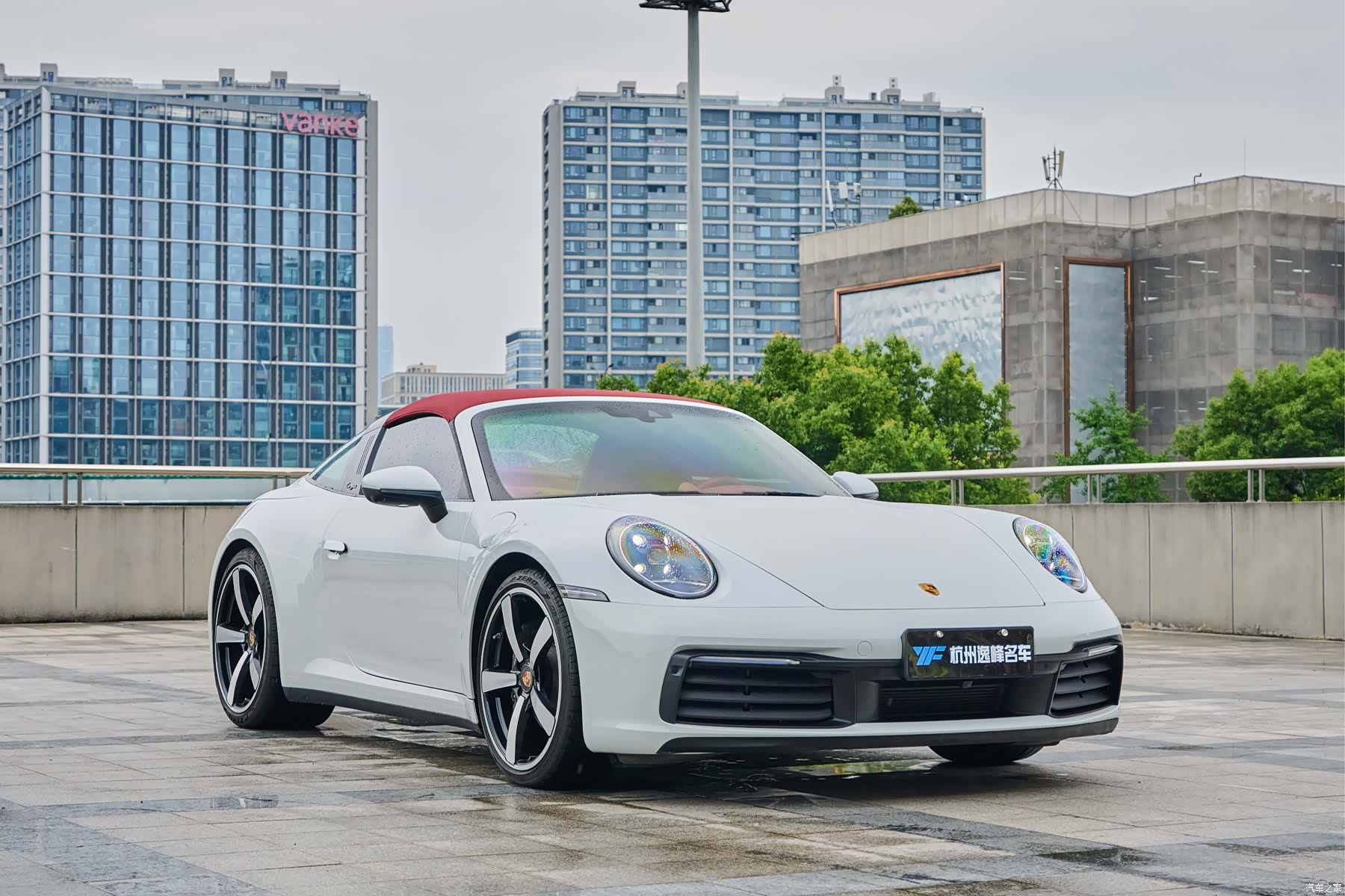 Porsche 911, 2024 12