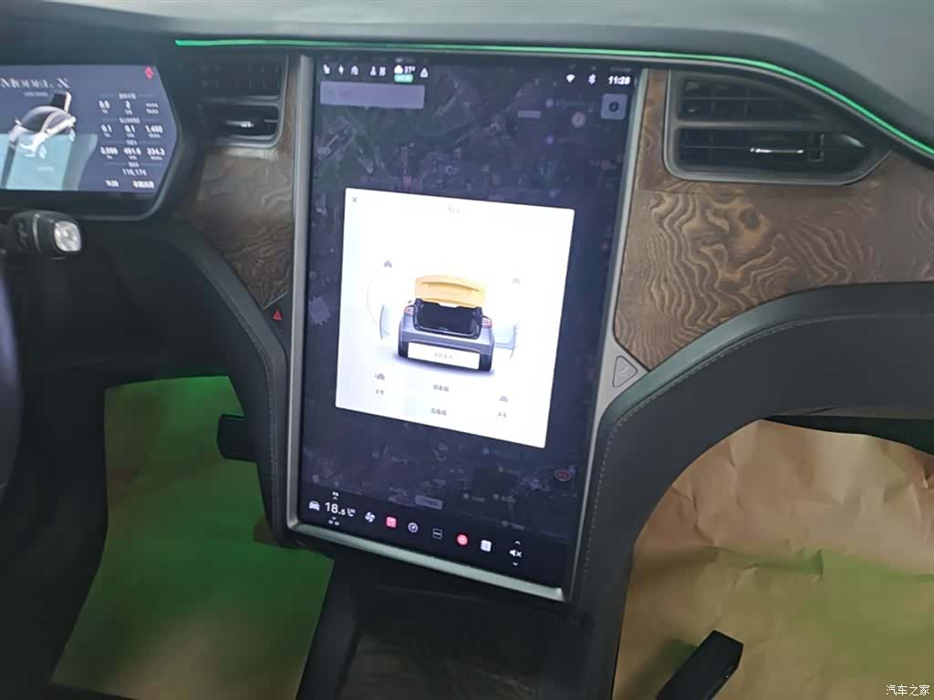 Tesla Model X, 2019 13