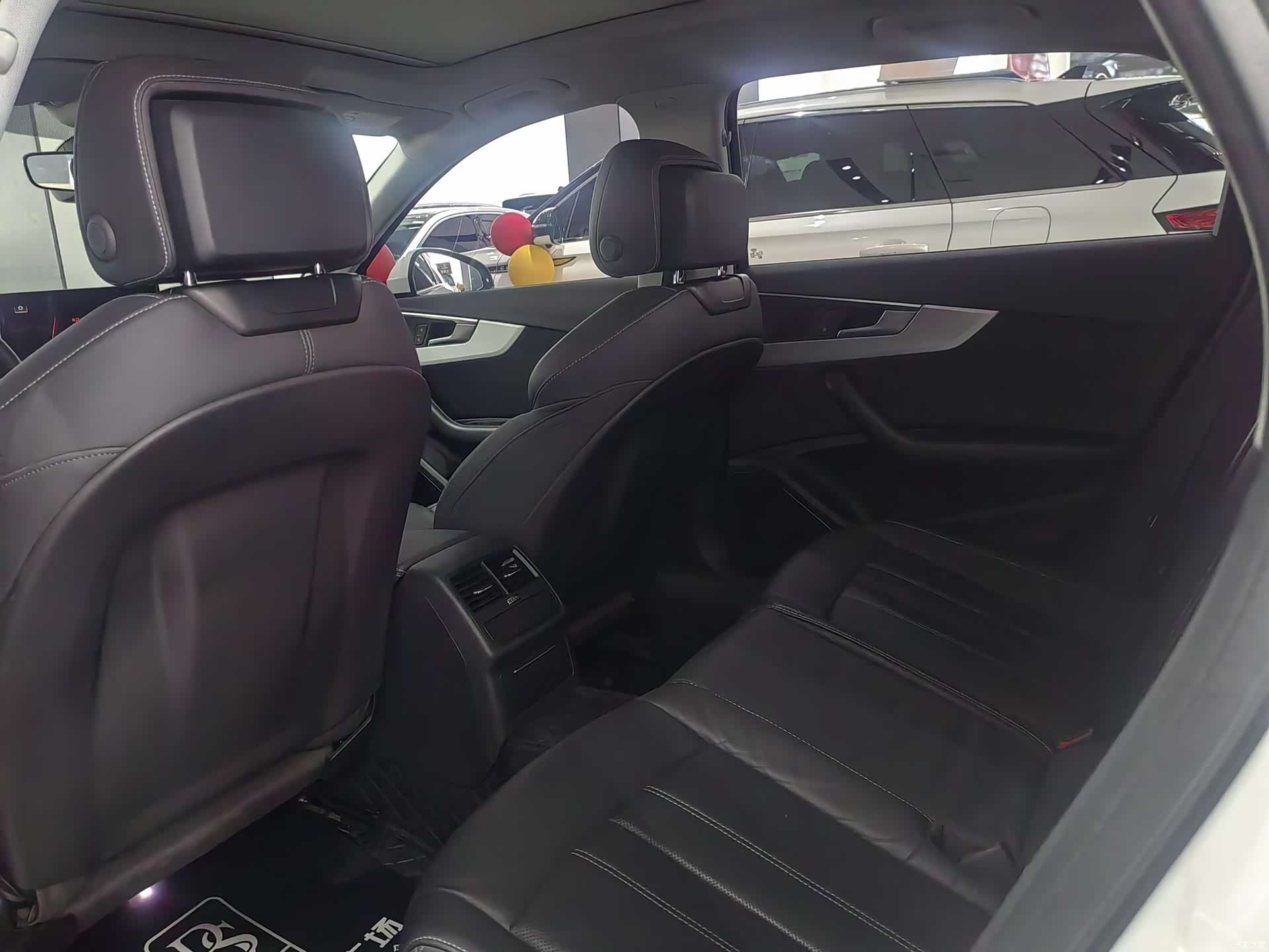 Audi A4L, 2021 9