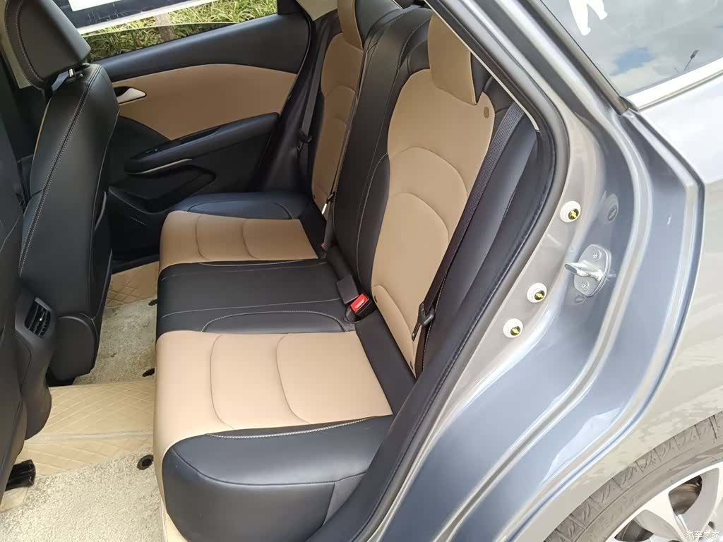 Chevrolet 320, 2021 14