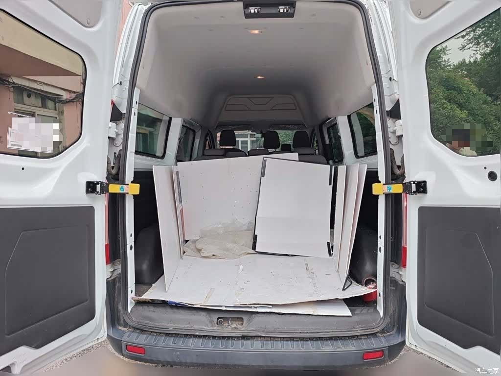 Ford 2.0TV, 2017 20