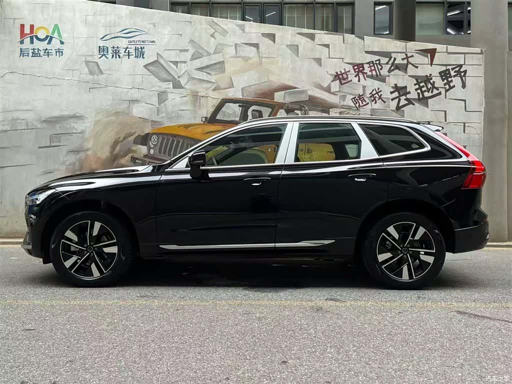 Volvo XC60, 2026 3