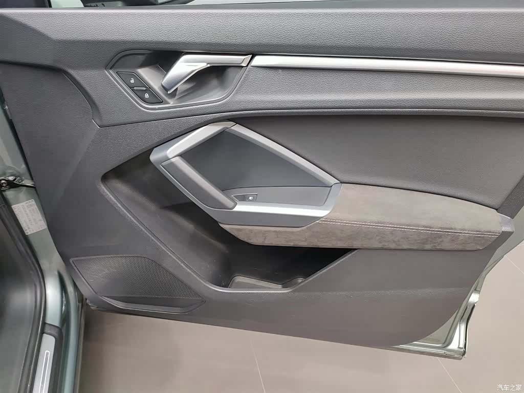 Audi Q3, 2021 23
