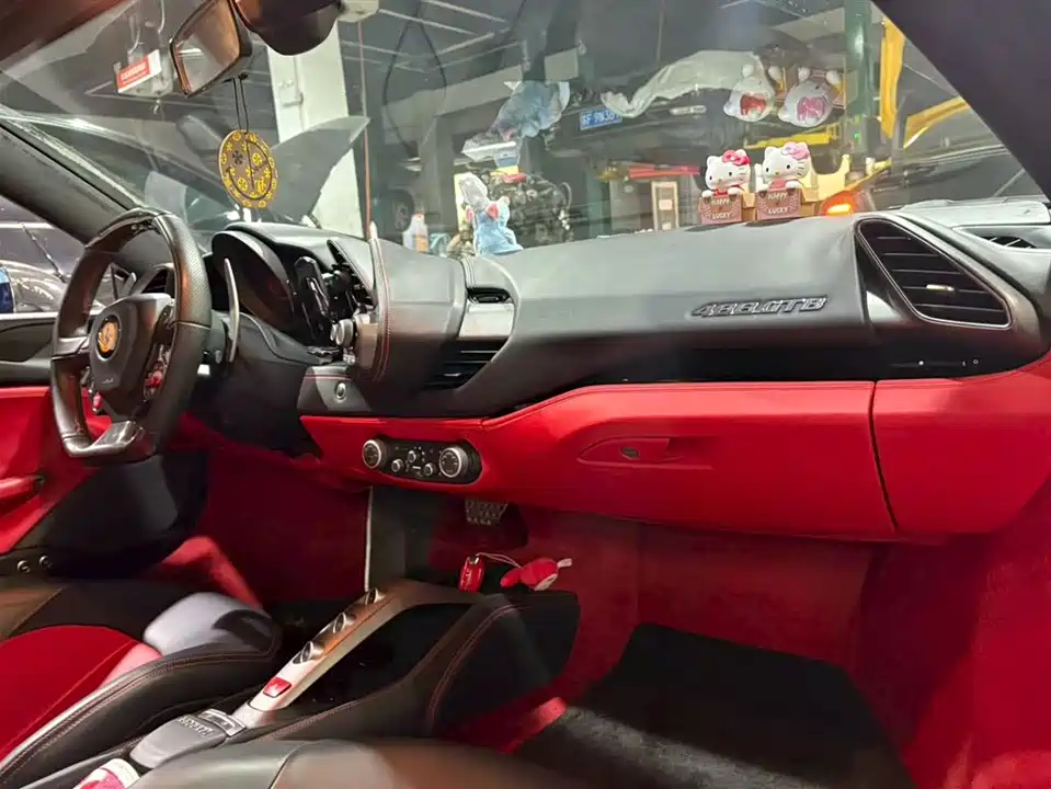 Ferrari 488