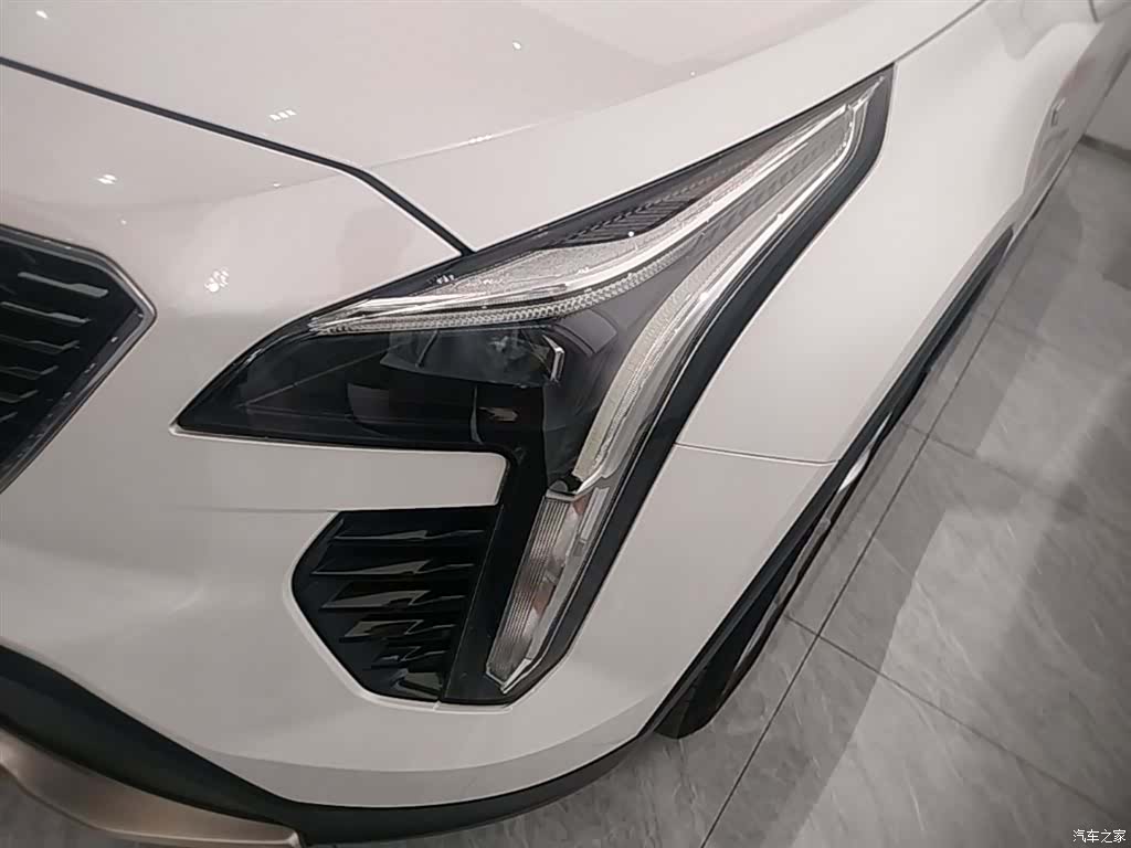 Cadillac XT4, 2022 24