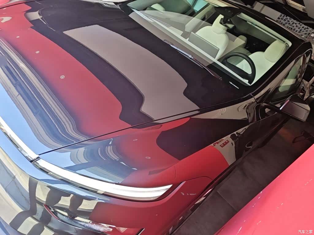Tesla Model Y, 2025 2