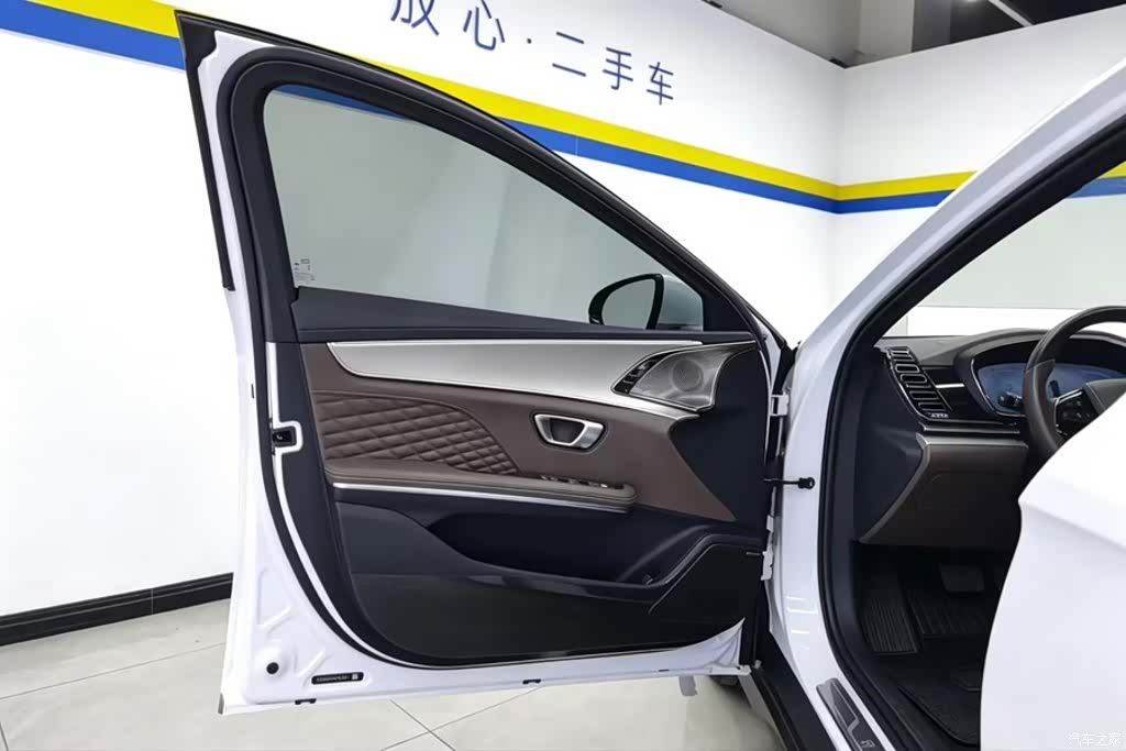 BYD Han, 2023 7