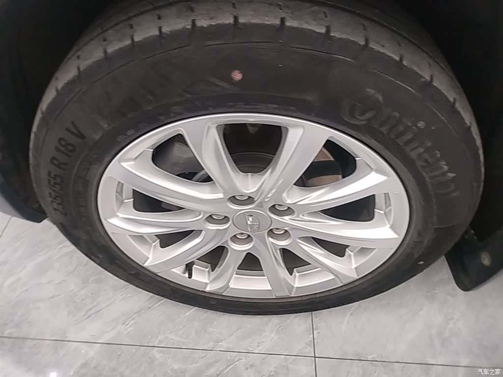 Cadillac XT4, 2022 23
