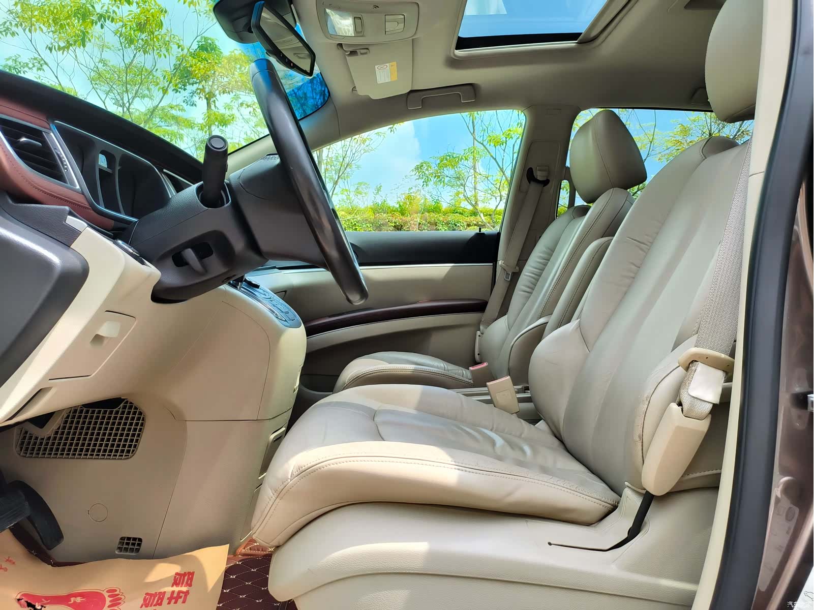 Buick GL8, 2015 6