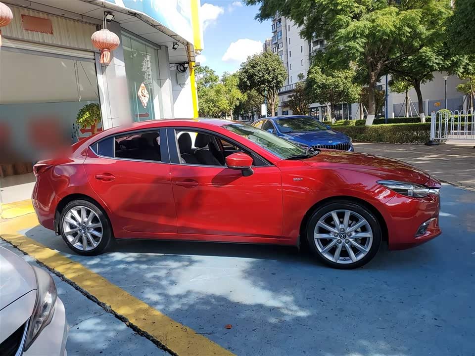 Mazda 3 Angkesaila